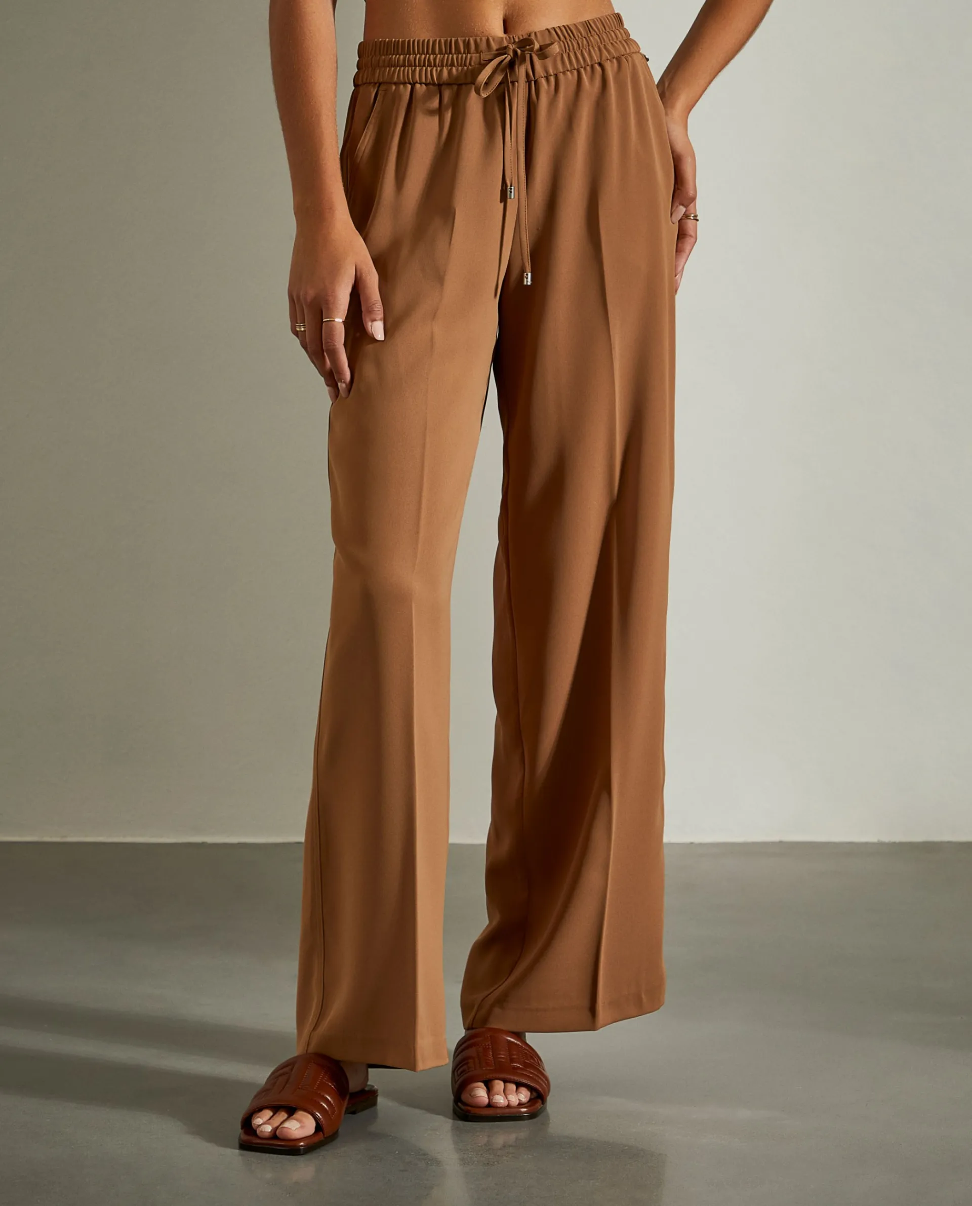 Flash Sale LION OF PORCHES Calças fluidas de perna larga com cordão 092 Camel