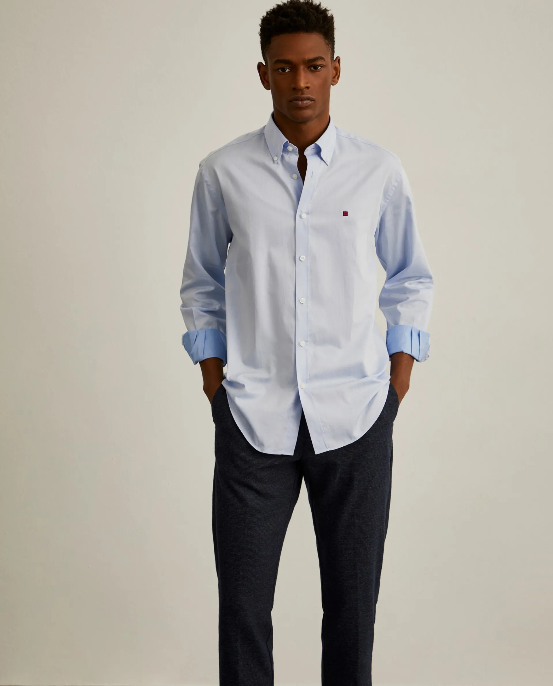Online LION OF PORCHES Camisa slim fit de algodão em cor lisa 520 Azul Claro
