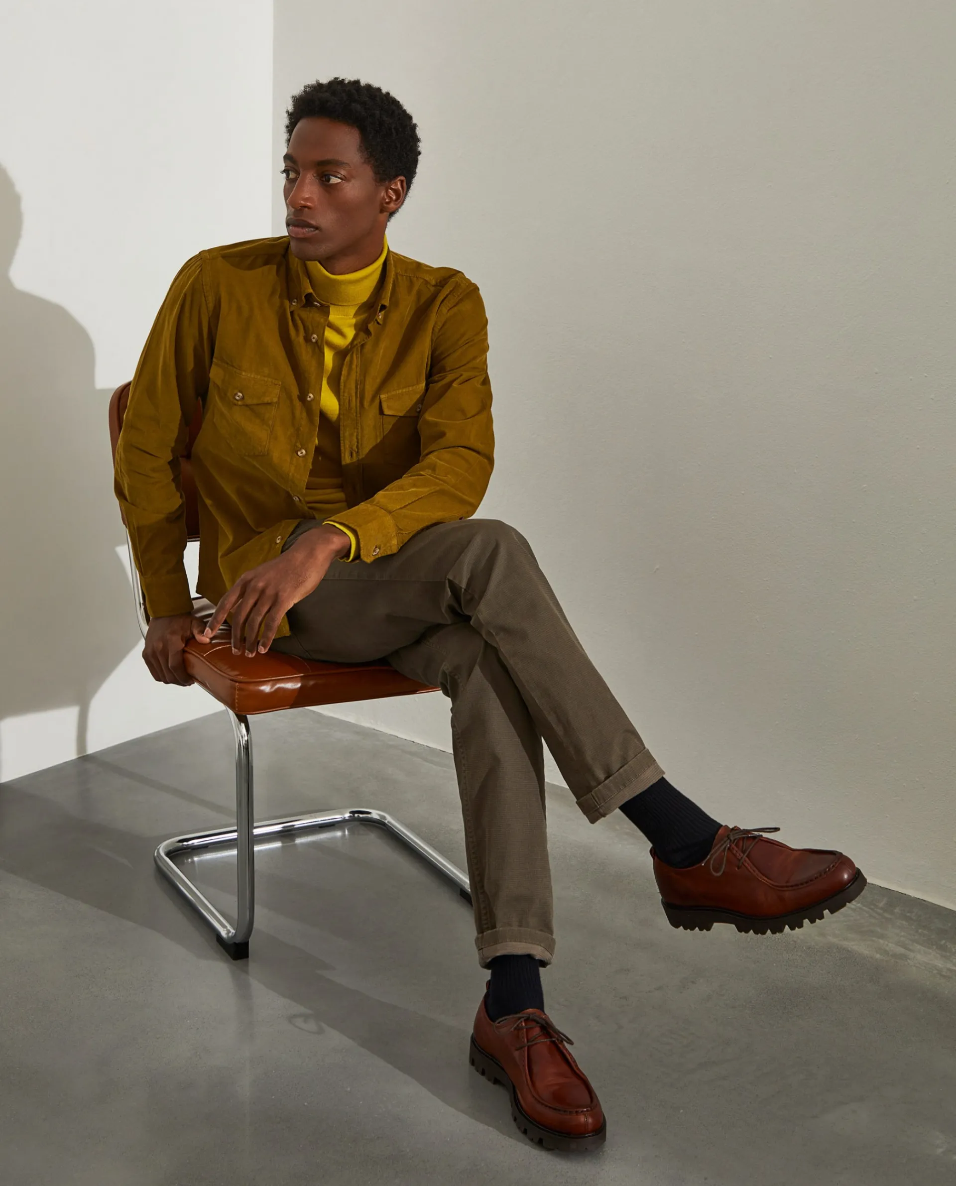 Hot LION OF PORCHES Camisa slim fit de bombazine em cor lisa 172 Amarelo Torrado