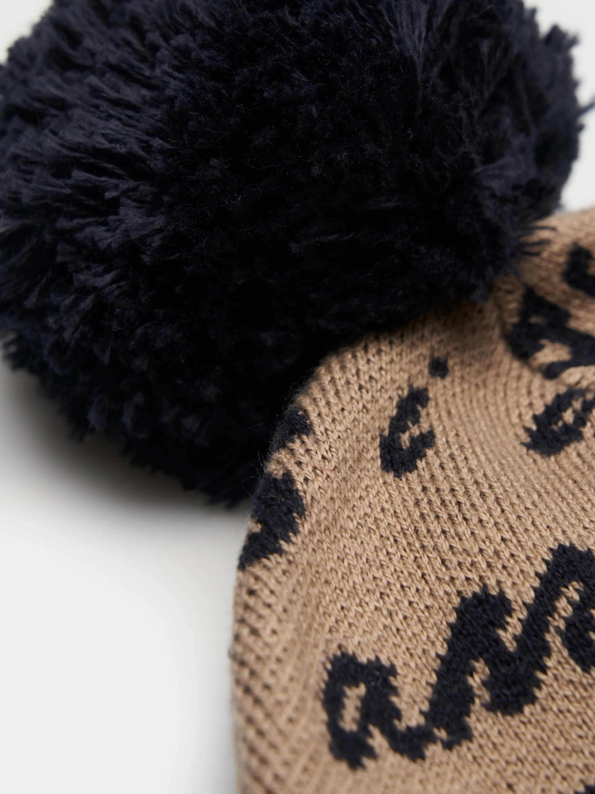 Discount LION OF PORCHES Gorro com pompom e branding all over 092 Camel