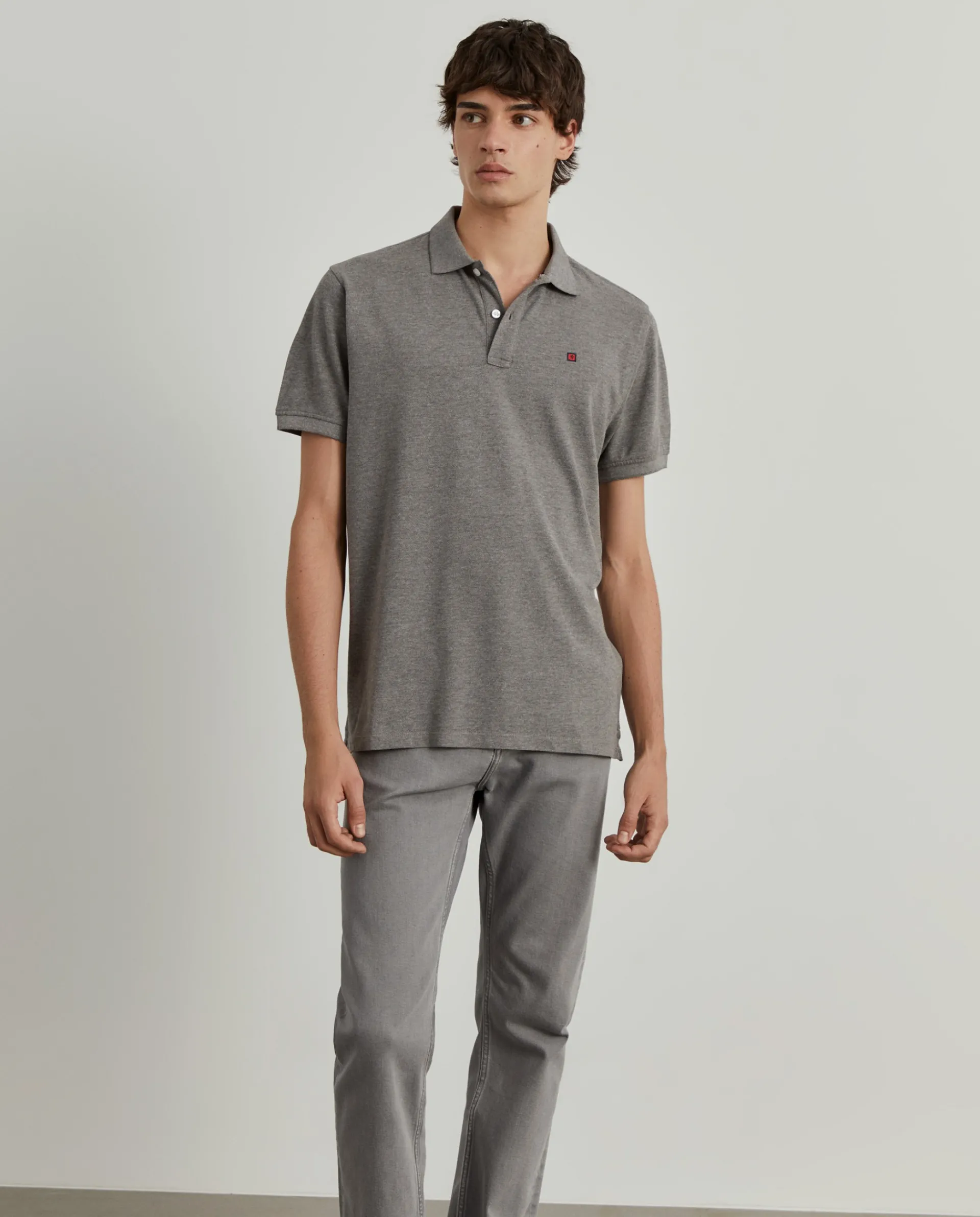 Online LION OF PORCHES Polo piqué regular fit em algodão 950 Cinza Medio